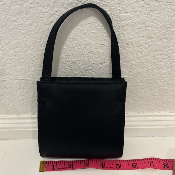 Cute black satin handbag - Picture 4 of 5